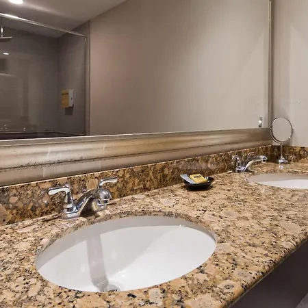 Best Western Plus Ambassador Suites Venice Exterior photo
