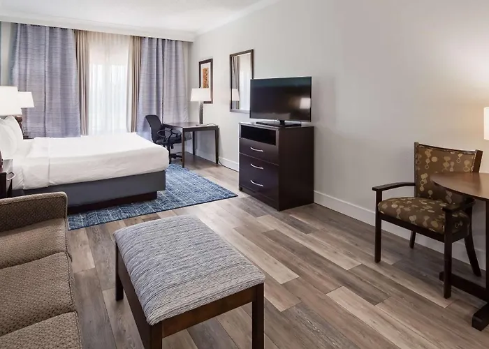 Best Western Plus Ambassador Suites
