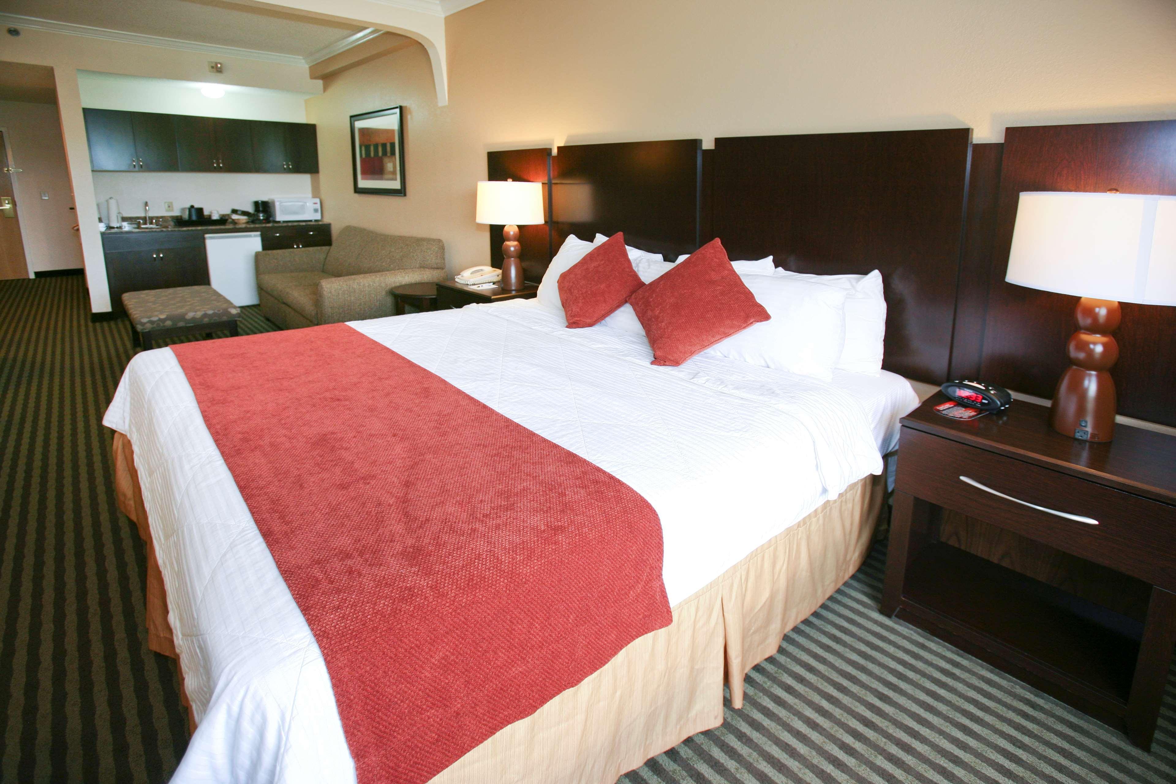 Western Ambassador 3* Venice Gardens